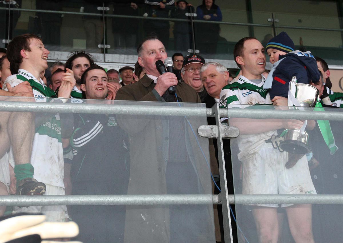 Doc Fitz sings The Portlaoise Queen as Portlaoise claim their seventh Leinster Club title in 2009